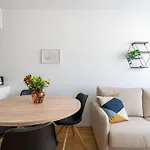 Spotless 1Br, Quick City Link By Hm